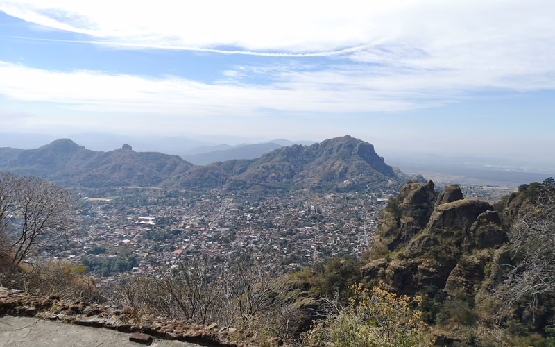 Vista del valle de Tepoztlán, Morelos