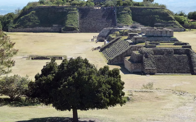 Gran Plaza de Monte Albán, Oaxaca